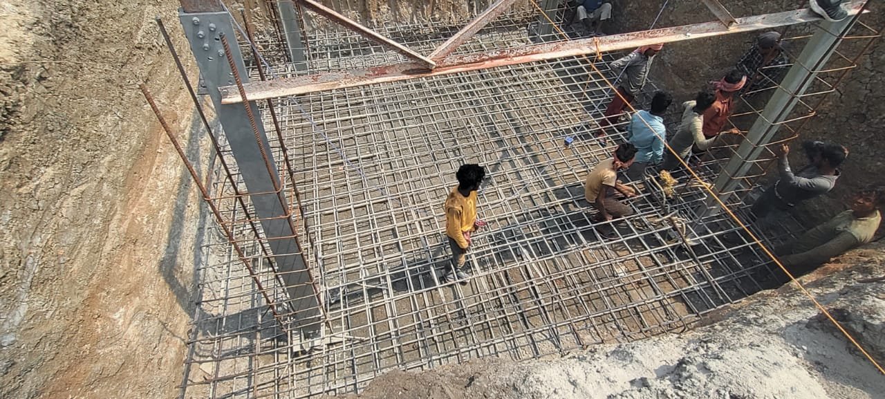 220kV Transmission Line Tower Stringing